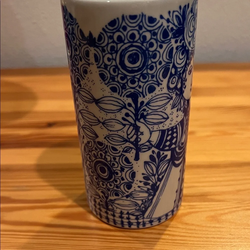 Bjorn Wiinblad Blue and White “Flora”Ceramic Vase - Picture 4 of 8